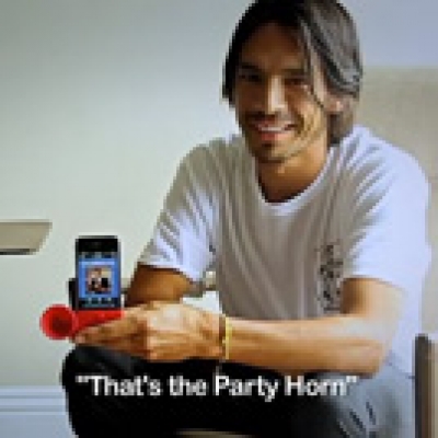 Kenny Parties with the Horn