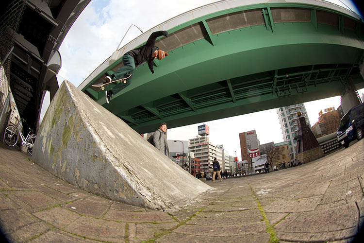 27.DannyMontoya NoComply Nagoya web 750px