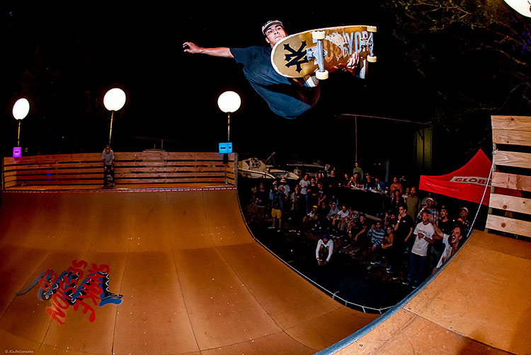 23Spanish transition killer Enrique Giles crept his way to the finals by doing the above DZ 750px