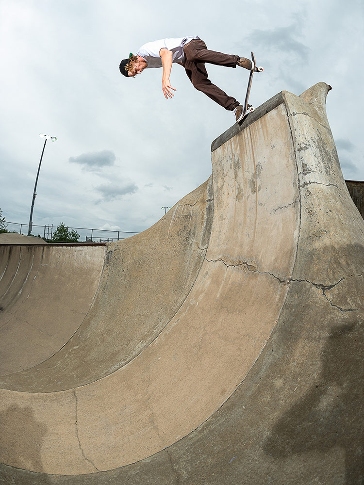 Wes nosepick DZ 750px