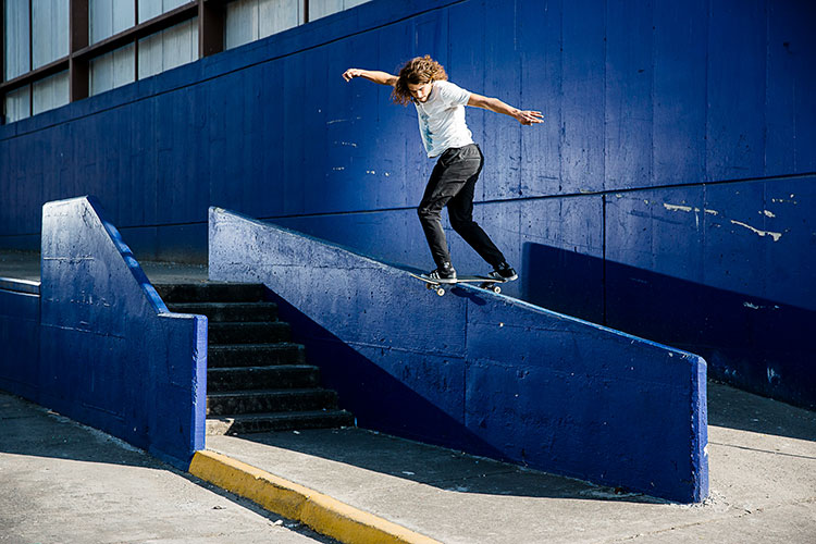 Backside lipslide DZ 750px