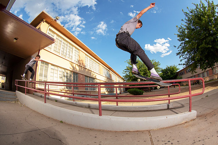 6 Agush Agushi Boardslide to Feeble 750px