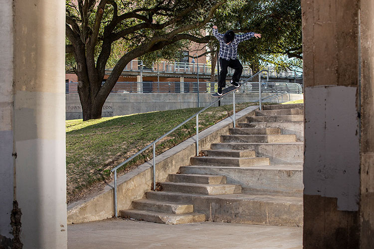 18 Kevin Braun Feeble Pop Out DZ 750px