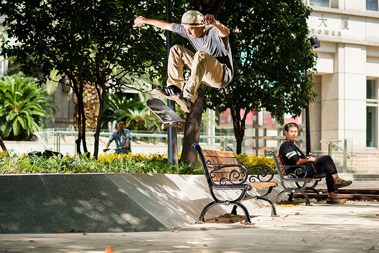 Hiroki Muraoka Frontside Flip Behind The Bench 750px