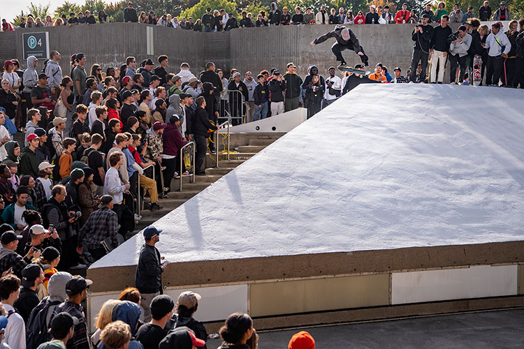 26. Jamie Foy heelflip 750px