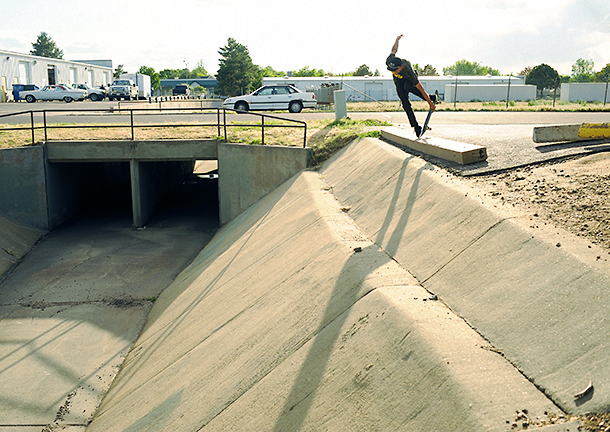 Burnout: Winona Riders