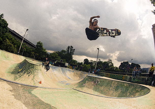 Burnout: Empanada Gigante